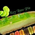 Key lime pie avec glaçage miroir citron vert