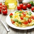 Salade de pâtes à la tomate et au basilic -[...]
