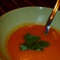 Velouté de tomates au basilic