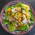 Salade de poulet, mangue et piments rouges de[...]