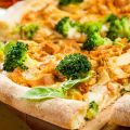 Pizza poulet curry et brocolis à la farine de[...]