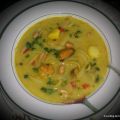 Soupe  thaïe aux fruits de mer et au curry vert