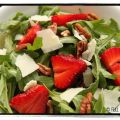 Salade de roquette aux fraises, aux pacanes et[...]