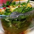 Recette de salade d'épinards frais aux raviolis[...]