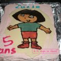 Gâteau d'aniversaire Dora: wedding cake et[...]
