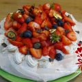 Pavlova aux fraises et agrumes pour la Fête des[...]