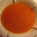 hot soupe à la tomate et aux poivrons