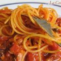 Spaghettis au ragoût de petits calmars