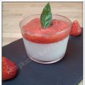 Panna cotta et sa compote fraise-rhubarbe