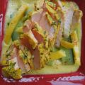 Salade de mangue-concombre et son saumon épicé