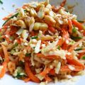 Salade de chou et carotte à l'arachide