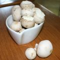 Macarons de champignons farcis au fromage frais