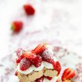 Angel food cake aux fraises et ricotta
