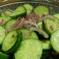 Salade de concombre épicé