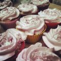 Cupcakes girly à la fraise et la rose !