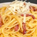 Spaghetti carbonara / La VRAIE Recette[...]