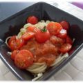 Spaghettis aux tomates cerise et aux herbes[...]