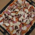Pizza chèvre, champignons et saucisse de[...]
