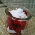 Trifle aux fraises, sablés et crème au[...]