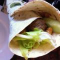 Wrap aux Boulettes Epicées, Pois-Chiches et[...]