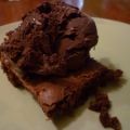 Brownies aux amandes et crème glacée maison au[...]