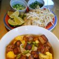 Soupe asiatique au tofu et aux légumes