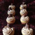 cupcakes aux kinder bueno.cupcakes with kinder[...]