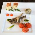 Sardines, tomates, artichaut et Focaccia au[...]