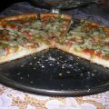 Pizza champignons-poivrons-olives