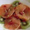Salade de pamplemousse, kiwi, baies de Gogi au[...]