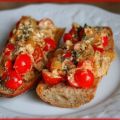 Bruschetta croustillante tomate cerise/oignons[...]