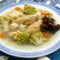 Soupe de poisson et crustacés façon chinoise