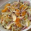 Salade de choux blanc multifruits aigre doux,[...]