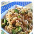 Salade de quinoa, poulet, pois chiches, brocoli[...]