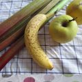 Compote rhubarbe, banane et pomme
