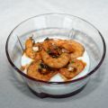 Verrines de crevettes sautées, sauce au yaourt