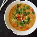 Soupe thaïlandaise aux crevettes et au curry[...]