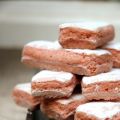 Les biscuits roses de Reims - Charlotte aux[...]
