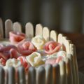 Gâteau d'anniversaire cerise-chocolat blanc[...]