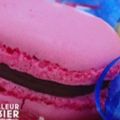 Les macarons chocolat framboise