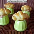 Mini-croissants foie gras et confit de d