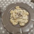 Gnocchis à la crème de truffe / Gnocchis and[...]