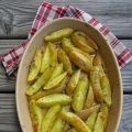 Pommes de terre au four à l'ail et au romarin
