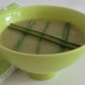 Velouté de pommes de terre et courgettes à la[...]