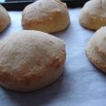 Petits pains au lait fermenté, aka buttermilk[...]