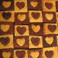 Brownies aux cœurs noirs et blancs