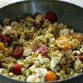 Salade de pâtes, tomates, bocconcini, feta et[...]