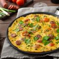 Omelette espagnole aux pommes de terre et[...]