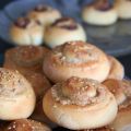 Petites Brioches au Tahin