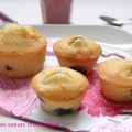 MUFFIN AU CHOCOLAT BLANC ET MYRTILLE